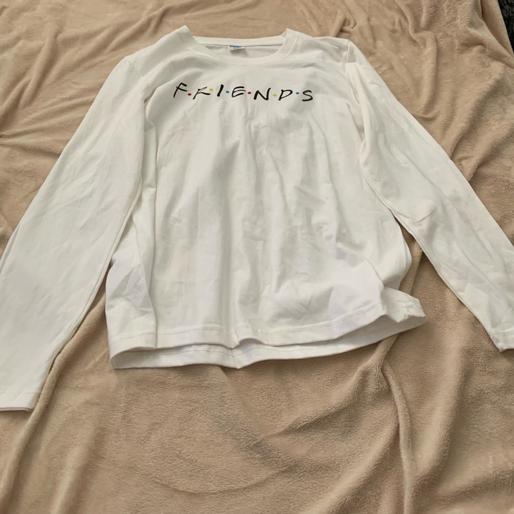 “Friends.” Long sleeves T-shirt. Woman’s S.
